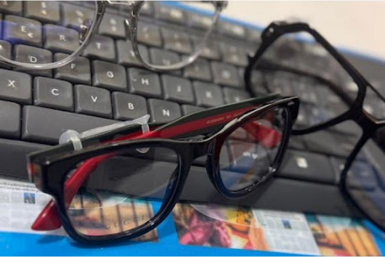 Occhiali per la primavera per i professionisti: come scegliere montature leggere e versatili