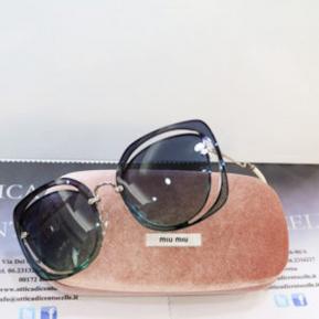Occhiale da sole MIU-MIu smu 545 fascino ed eleganza
